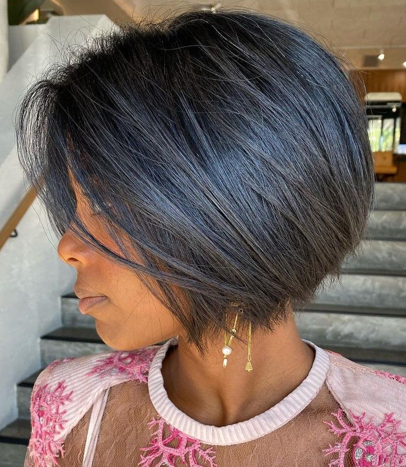 Sleek Layered Collarbone Bob Sleek Layered Collarbone Bob — Quick Weave Bob