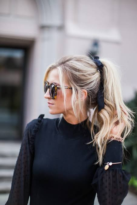 Collarbone Blonde Ponytail With Dark Bow Collarbone Blonde Ponytail With Dark Bow — Hair Bow Ponytail