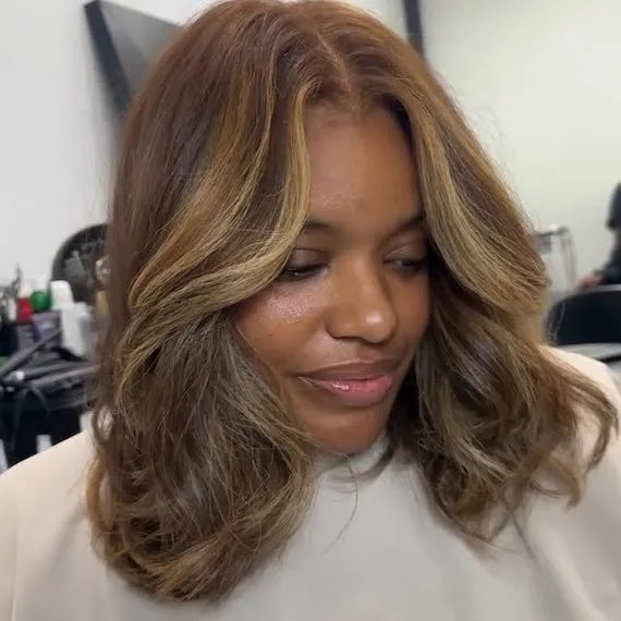 Blowout With Soft Waves Visual Idea Blowout With Soft Waves Visual Idea — Highlights on Brown Hair