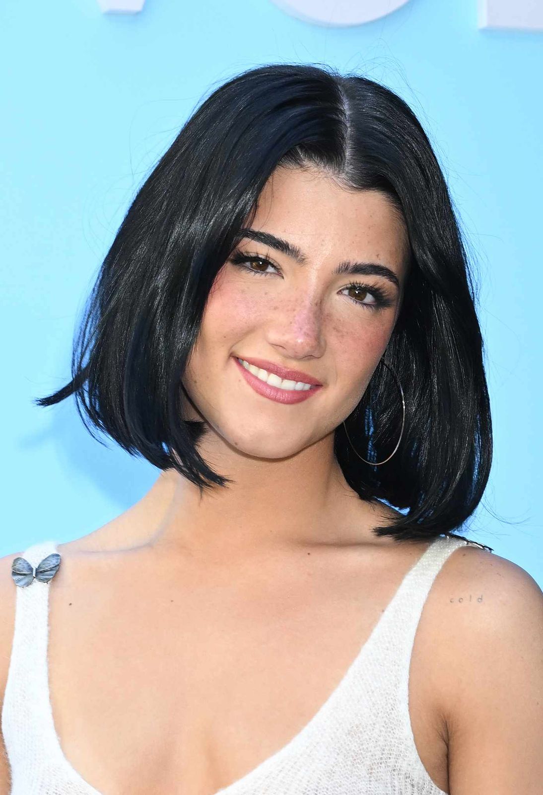 Sharp Black Blunt Bob Sharp Black Blunt Bob — Bob for Thick Hair