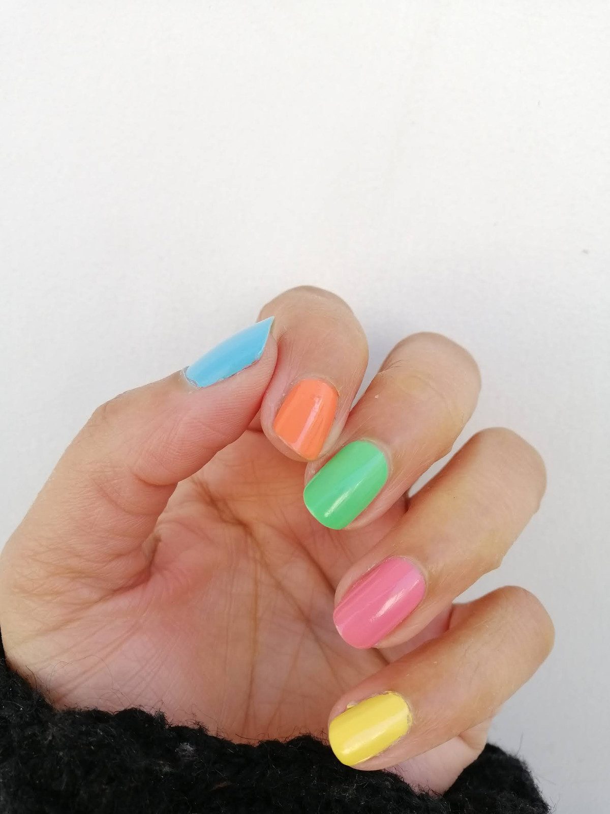 Visual Idea Visual Idea — Skittle Nails