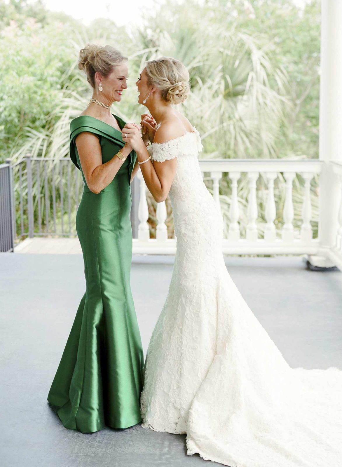 Blonde Elegant Updo With Swept Sides Blonde Elegant Updo With Swept Sides — Mother of the Bride Hairstyles
