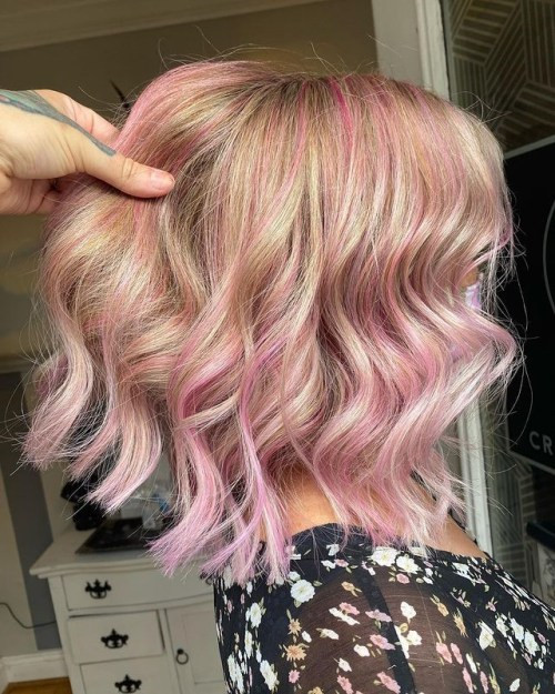 Blonde Base With Pink Highlights Chin Bob With Pink Highlights Blonde Base With Pink Highlights Chin Bob With Pink Highlights