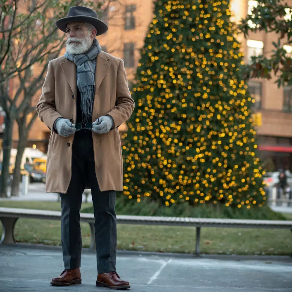 Winter Casual Outdoors: Camel Overcoat and Dark Trousers Winter Casual Outdoors: Camel Overcoat and Dark Trousers — Outfits for Men Over 40