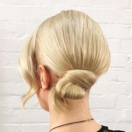 Shoulder Visual Idea — Sleek Low Bun