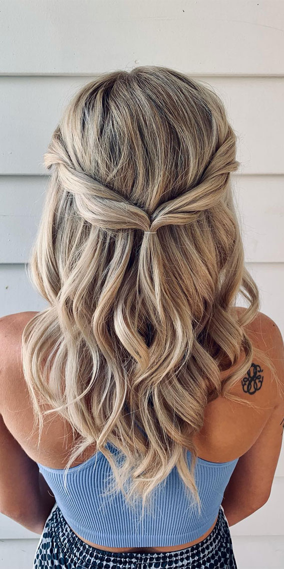 Half-Up Blonde Waves — Loose Waves