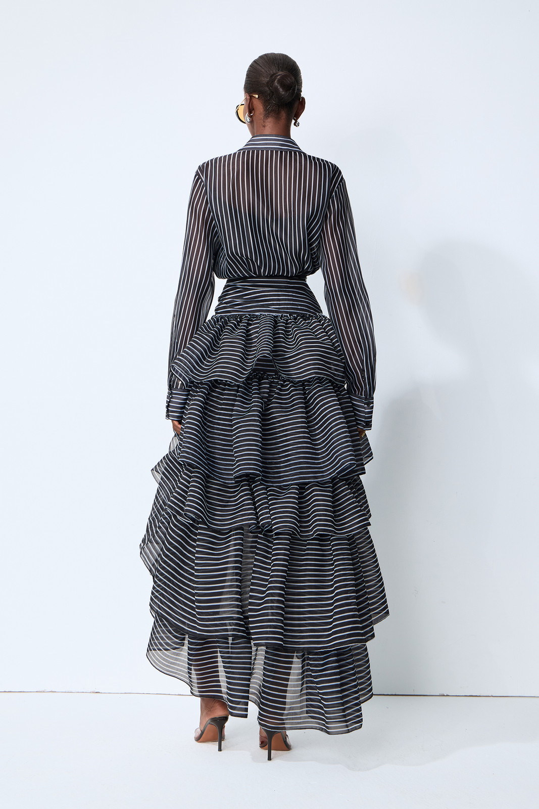 Dramatic Black and White Striped Tiered Skirt Ensemble Dramatic Black and White Striped Tiered Skirt Ensemble — Tiered Skirt Outfits