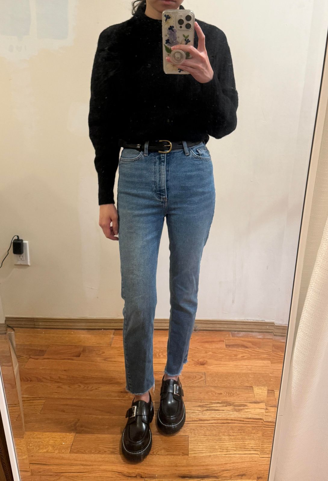 Turtleneck and Jeans: Classic Casual with Chunky Loafers Turtleneck and Jeans: Classic Casual with Chunky Loafers — Platform Loafers Outfits