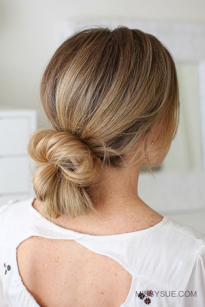 Dark Blonde Messy Low Bun — Travel Hairstyles