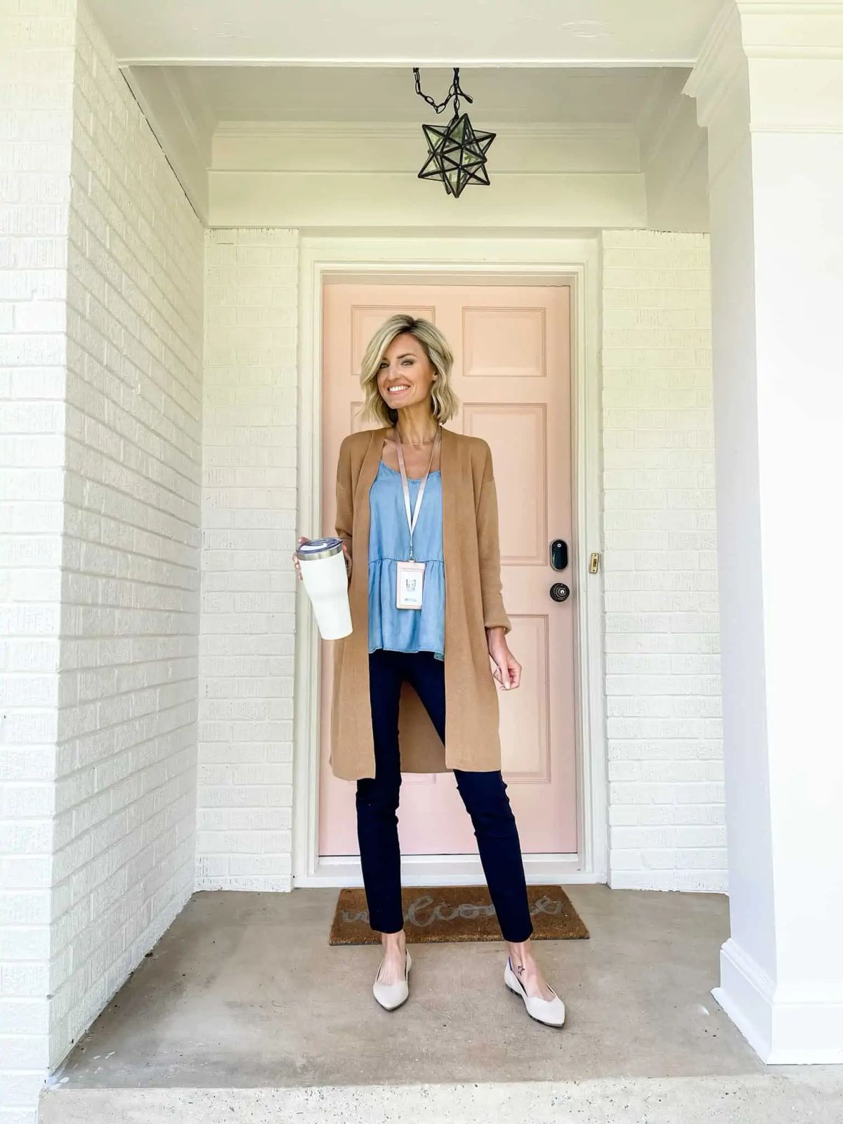Longline Cardigan with Slim-Fit Trousers for a Work Day Longline Cardigan with Slim-Fit Trousers for a Work Day — Elementary Teacher Outfits