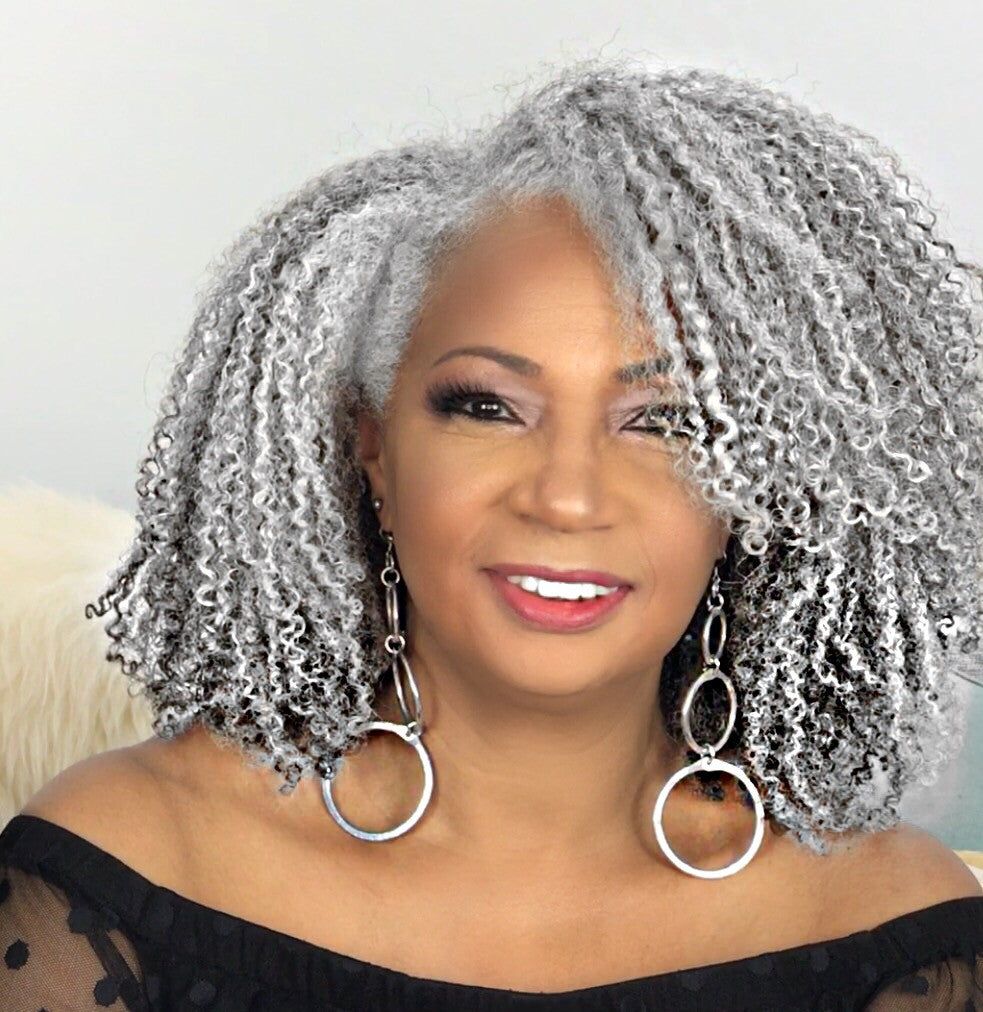 Vibrant Gray Afro With Black Undertones Vibrant Gray Afro With Black Undertones — Gray Natural Hair
