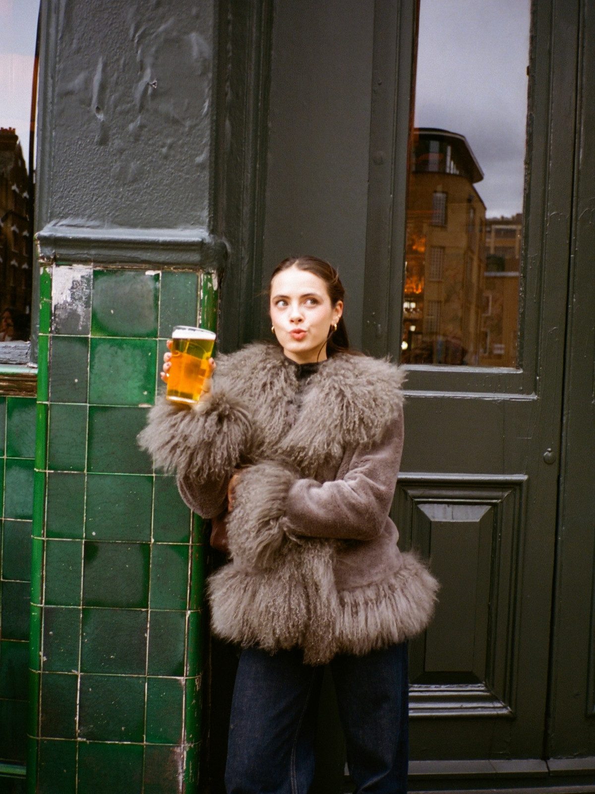 Oversized Fur Coat: Luxurious Layering for a Festive Night Oversized Fur Coat: Luxurious Layering for a Festive Night — Bar Crawl Outfits