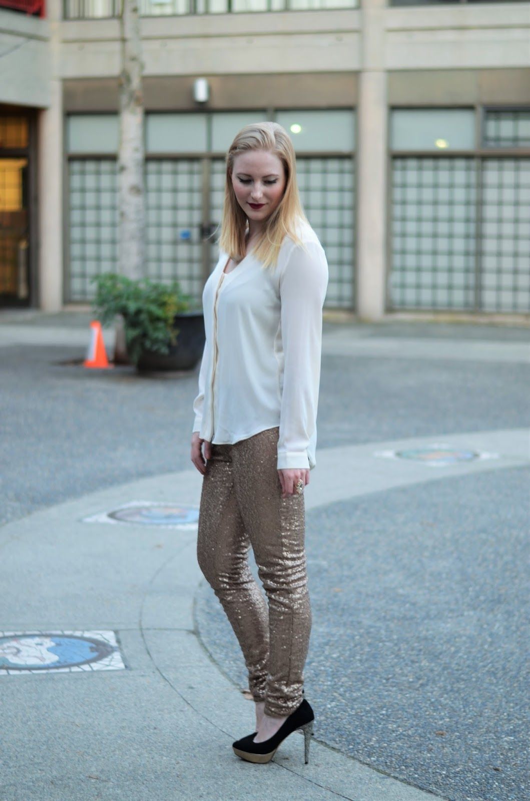 Glamorous Gold Sequined Pants for Evening — Vancouver Outfits