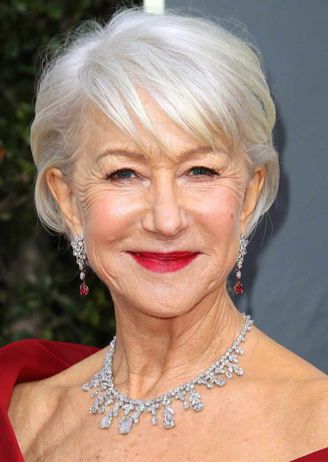 ухо Visual Idea ухо Visual Idea — White Hair