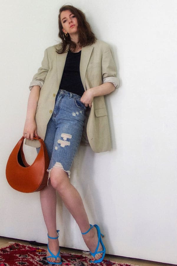 Bold Contrast: Blue Strappy Heels with Beige Blazer and Denim Shorts Bold Contrast: Blue Strappy Heels with Beige Blazer and Denim Shorts — Heels Outfits