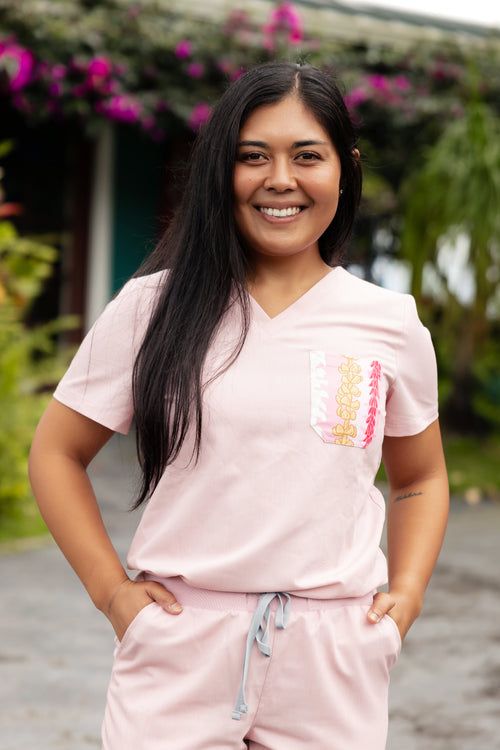 Light Pink Scrub Set with Patterned Pocket Detail Light Pink Scrub Set with Patterned Pocket Detail — Scrubs Outfits