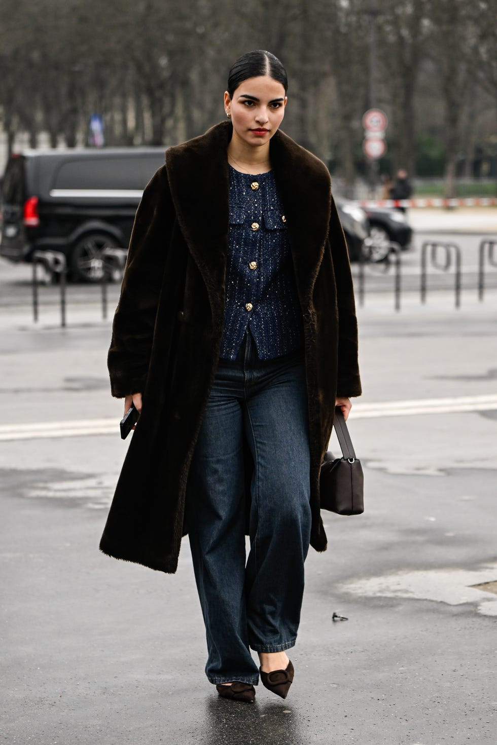 Evening Fashion Event Outfit Idea — Dark Wash Jeans Outfits