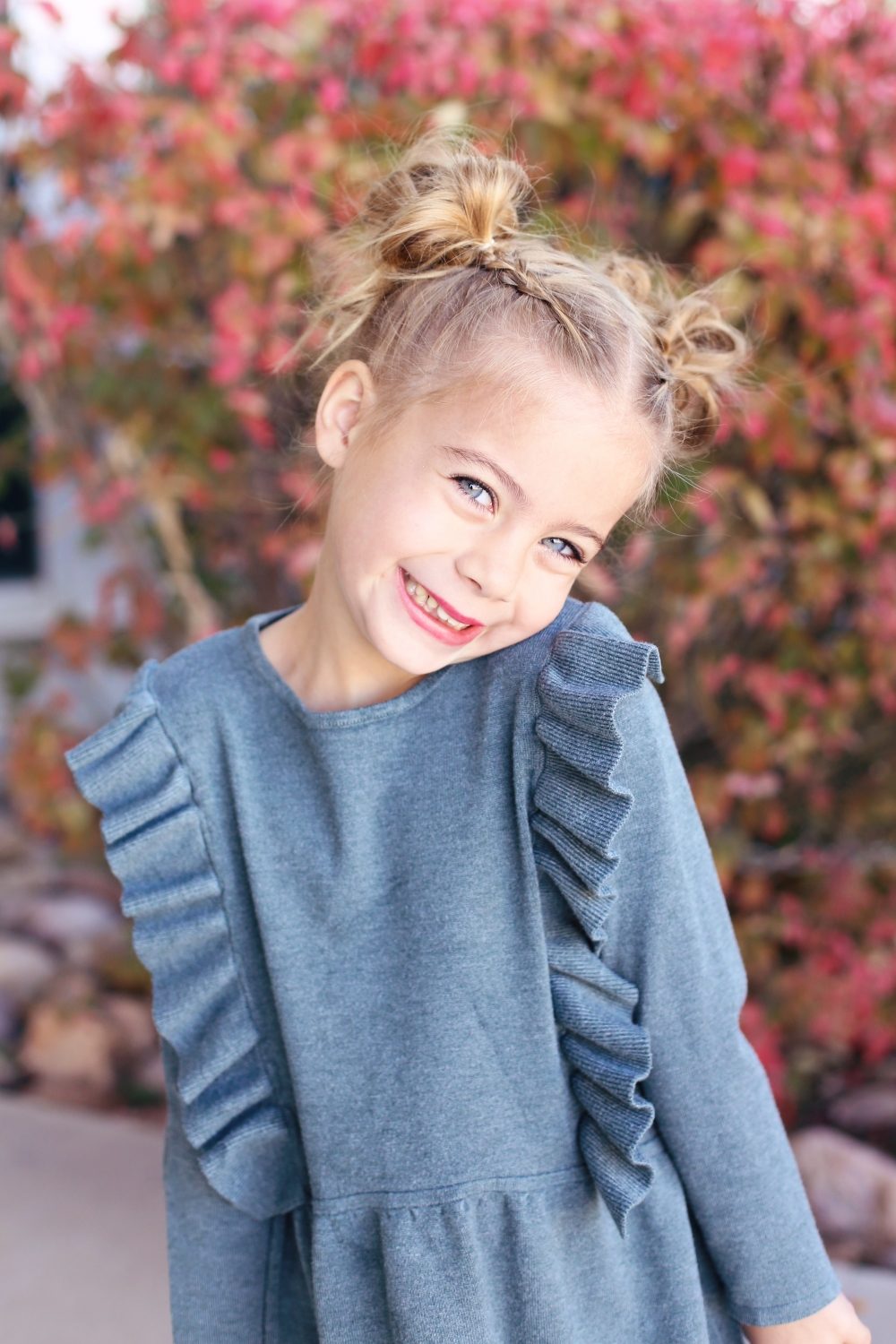 Shoulder Length Blonde Buns — Picture Day Hairstyles