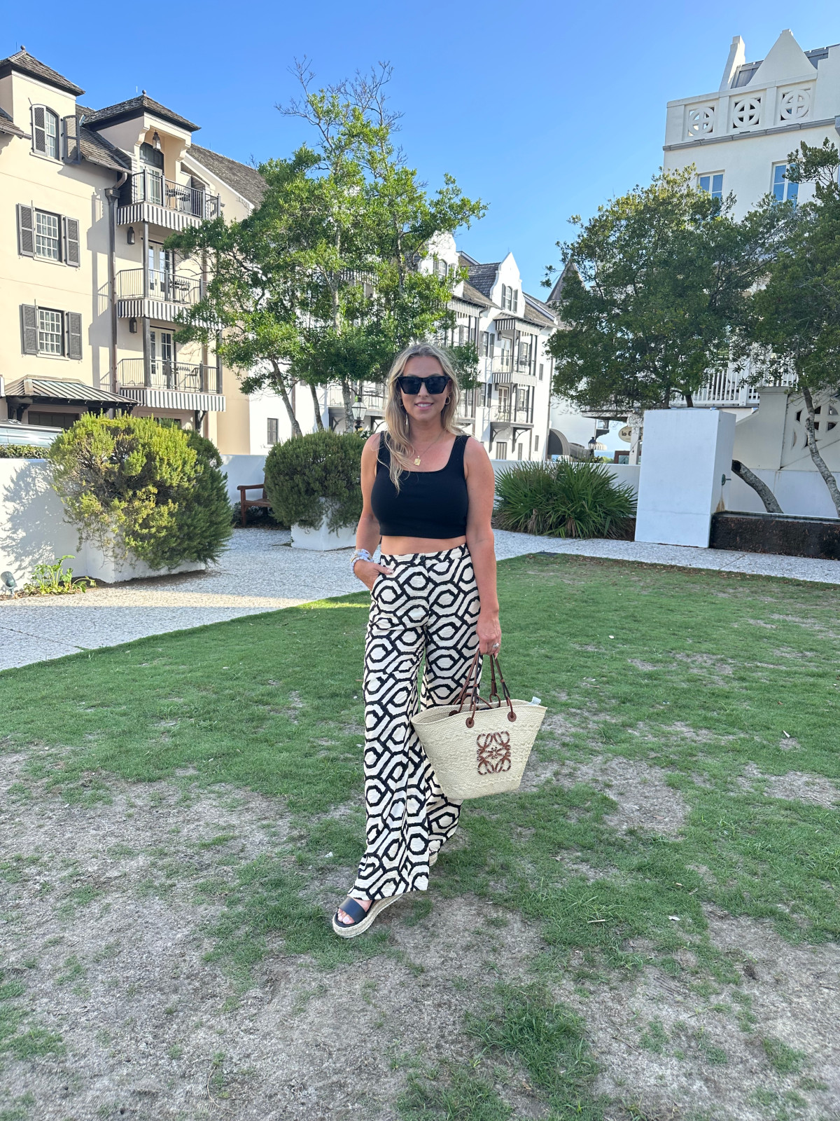 Geometric Print Pants with a Black Crop Top Geometric Print Pants with a Black Crop Top — Florida Outfits