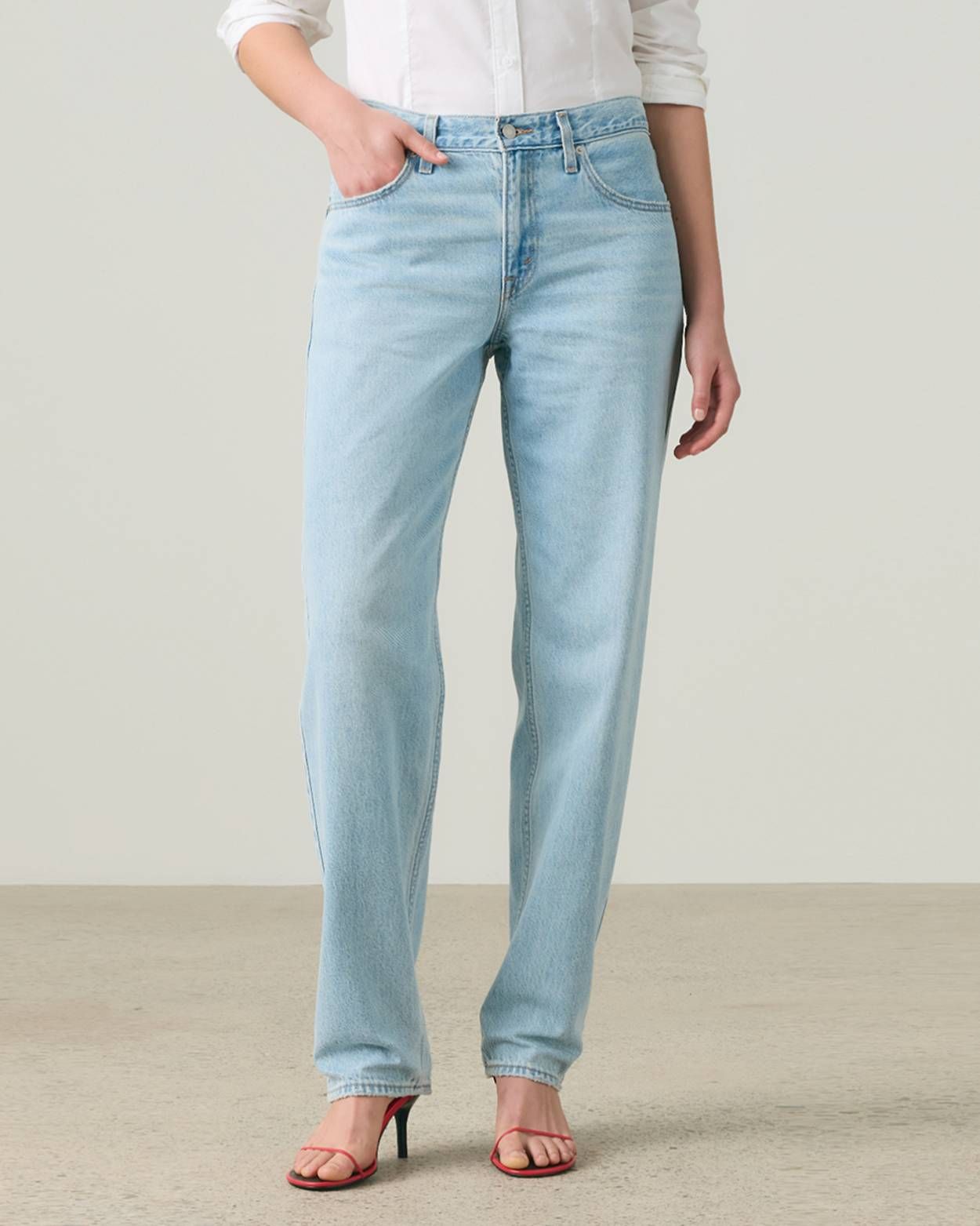 Light Wash Relaxed Fit with Button-Up and Red Heels Light Wash Relaxed Fit with Button-Up and Red Heels — Boyfriend Jeans