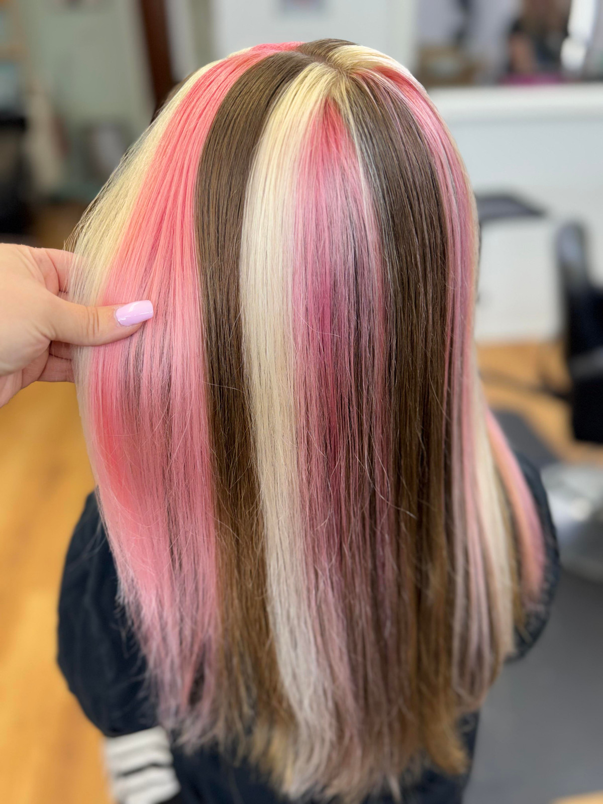 Mid-Back Straight With Vertical Stripes — Neapolitan Hair