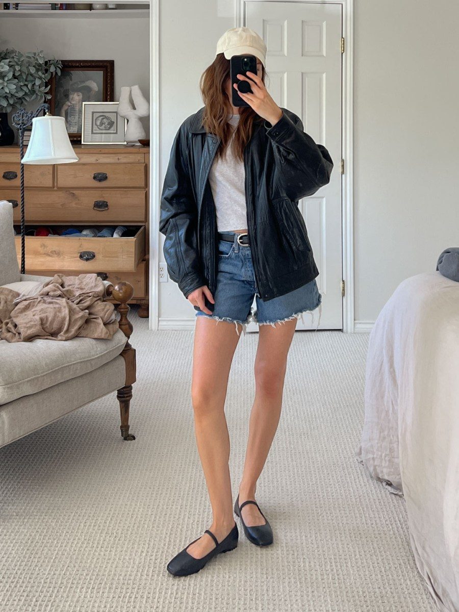Edgy Casual with Leather Jacket and Dark Grey Ballet Flats Edgy Casual with Leather Jacket and Dark Grey Ballet Flats — Ballet Flats Outfits