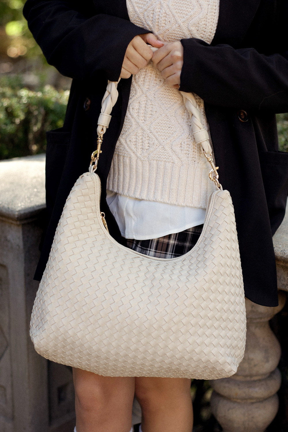 Modern+Chic Kelly Woven Convertible Crossbody Shoulder Bag – modern+chic