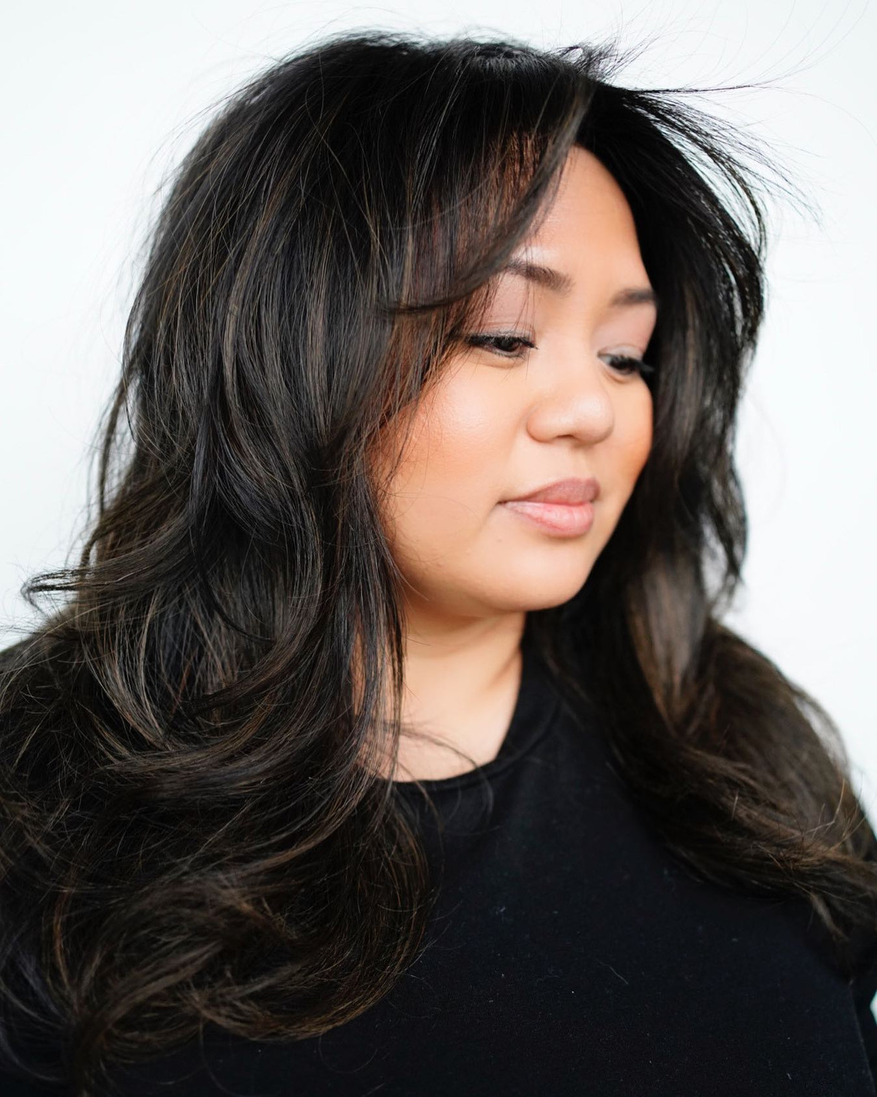 Layered Lob With Wavy Blowout Layered Lob With Wavy Blowout — Hairstyles for Chubby Faces