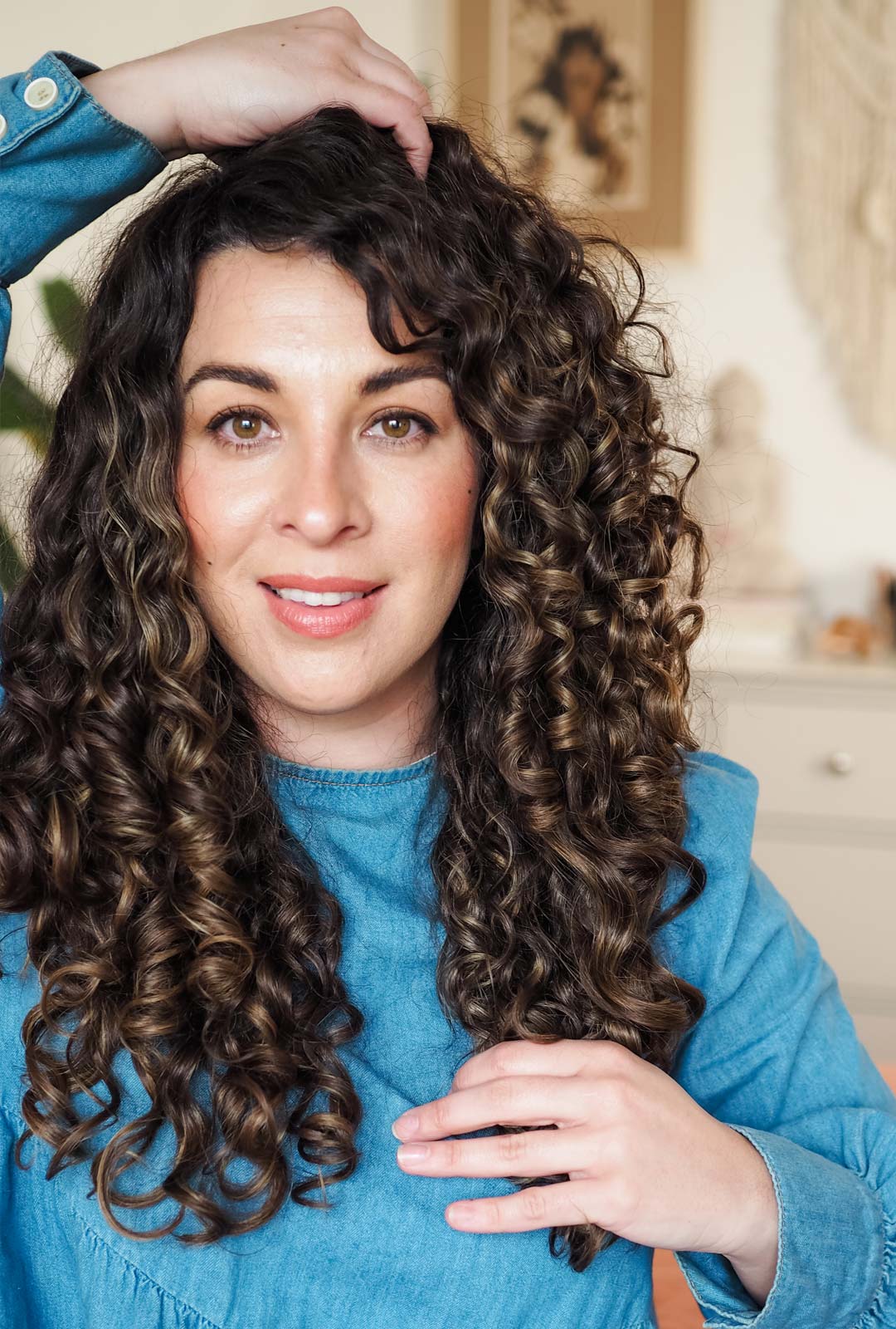 Shoulder Length Bouncy Curls Shoulder Length Bouncy Curls — Hairstyles for Frizzy Hair