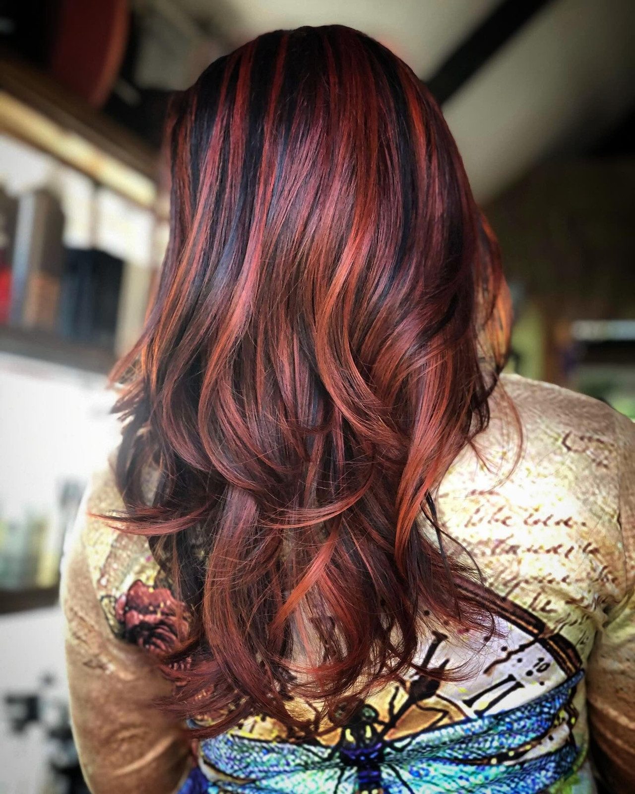 Dark Brown Loose Waves With Red Dark Brown Loose Waves With Red — Red Highlights