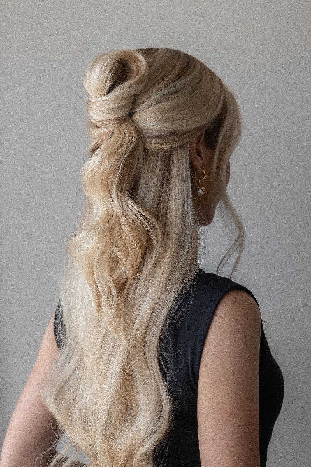 Ash Blonde Twisted Knot Half Up Ash Blonde Twisted Knot Half Up — Homecoming Hairstyles