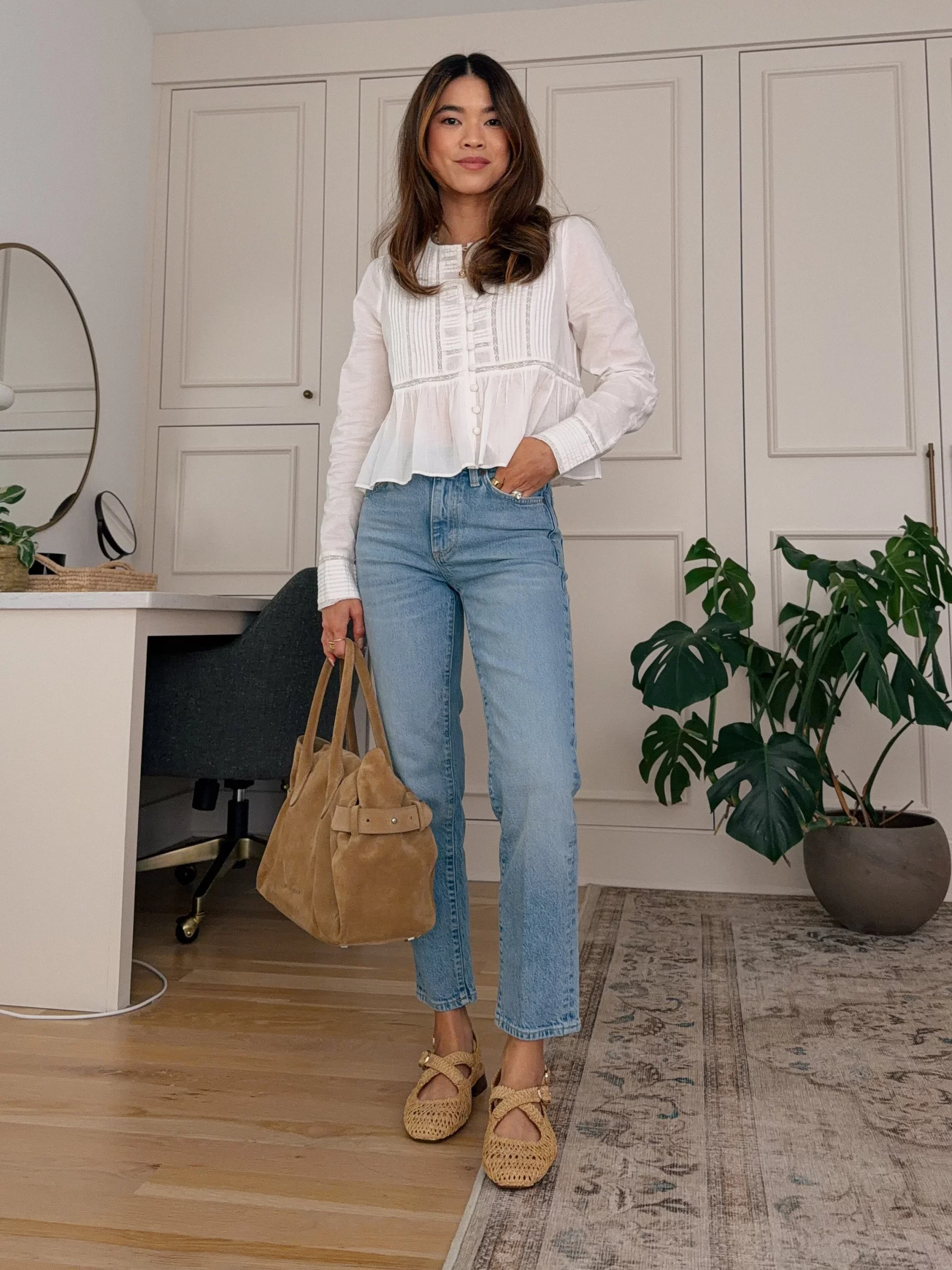 White Eyelet Blouse and Blue Jeans for Classic Casual — Aritzia Outfits