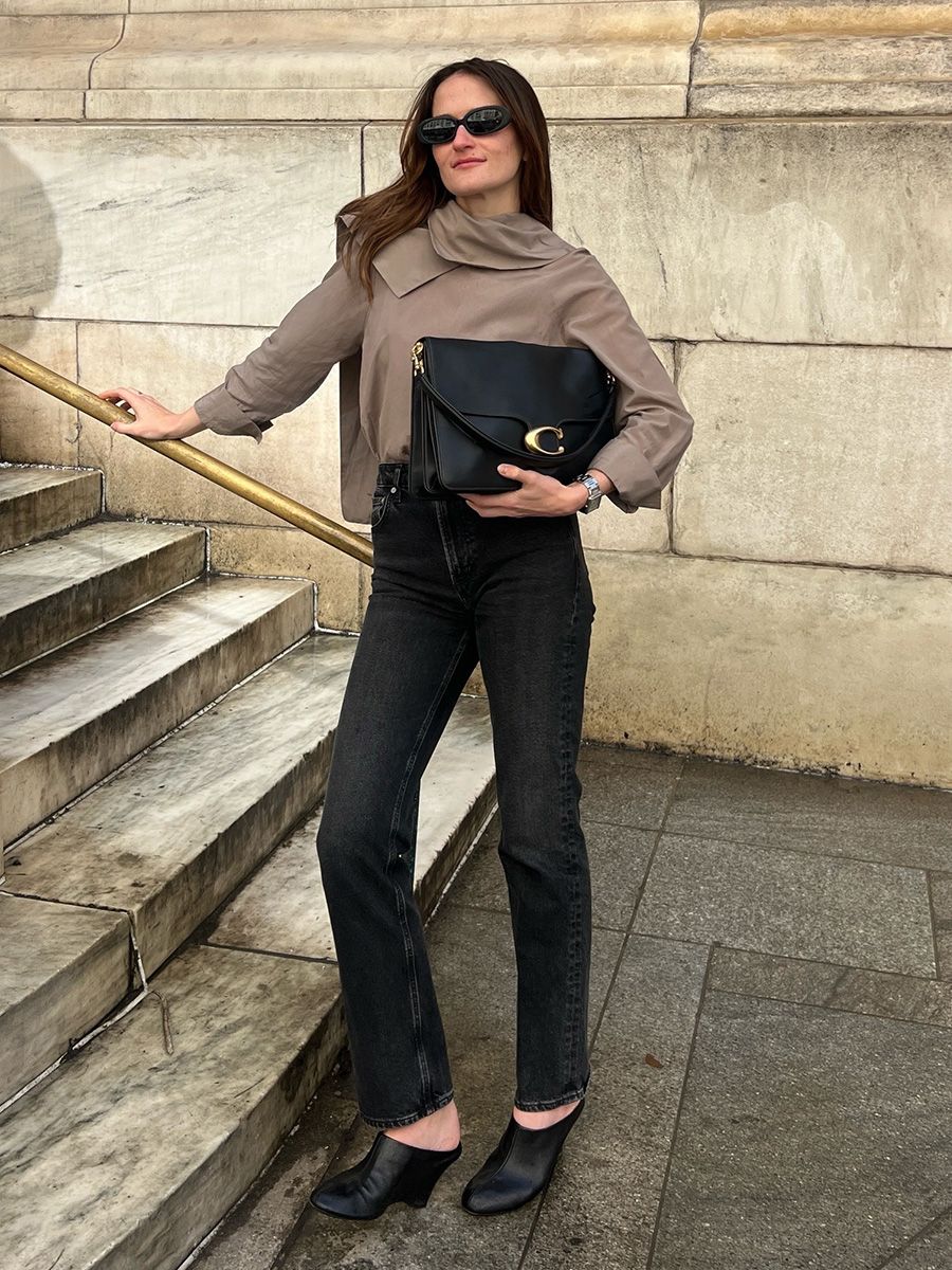 Smart Casual with Black Clutch and C Logo Smart Casual with Black Clutch and C Logo — Coach Bag Outfits