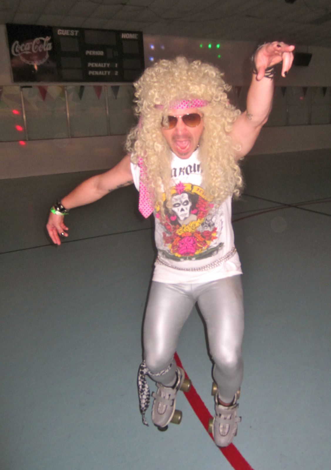 Metallic Leggings and Graphic Tee for a Retro Costume — Roller Skating Outfits