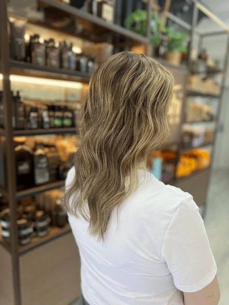 No Bangs Medium Brown With Subtle Blonde Balayage No Bangs Medium Brown With Subtle Blonde Balayage — Balayage Over 40