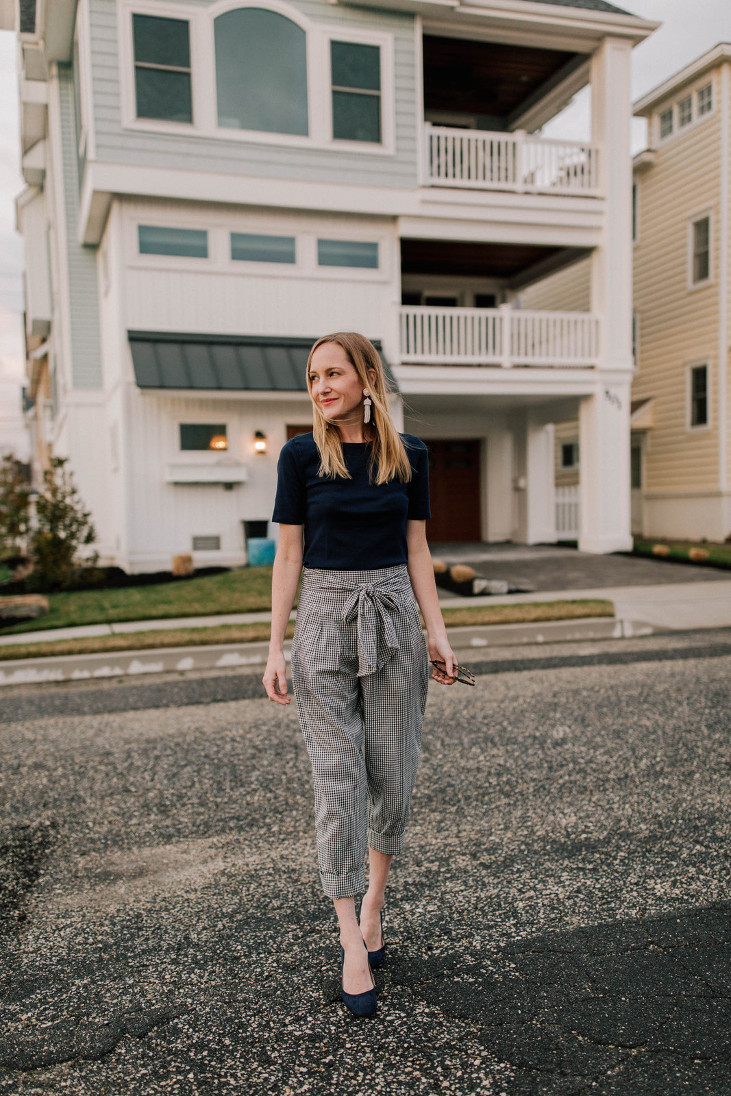 Friday Night Down the Shore + Anthropologie Gingham Pants Outfit
