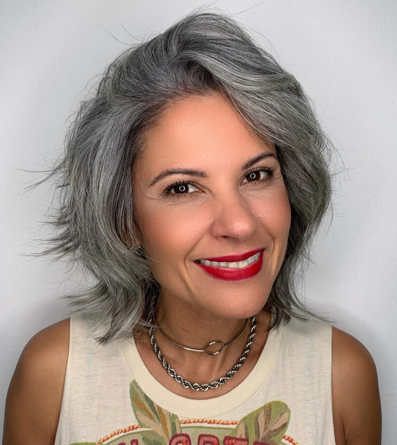 Collarbone Visual Idea Collarbone Visual Idea — Gray Hair Styles