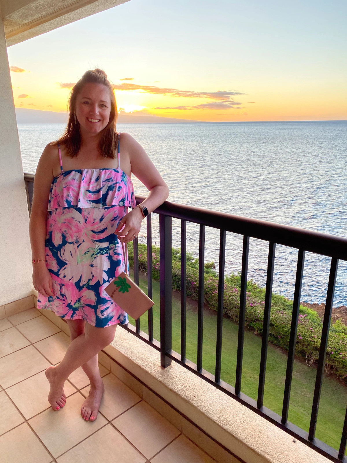 Pink Tropical Floral Mini Dress for Sunset Views Pink Tropical Floral Mini Dress for Sunset Views — Maui Outfits
