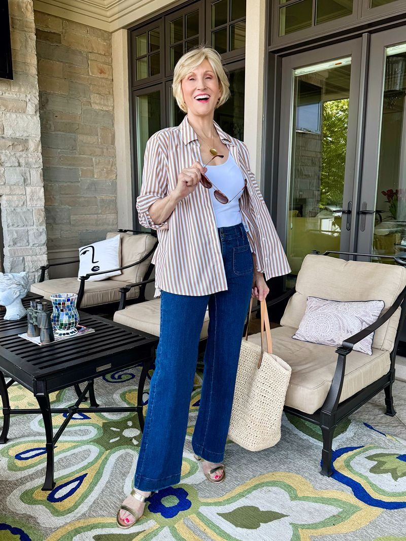 Casual Daytime Outfit Idea — Oversized Shirt Outfits
