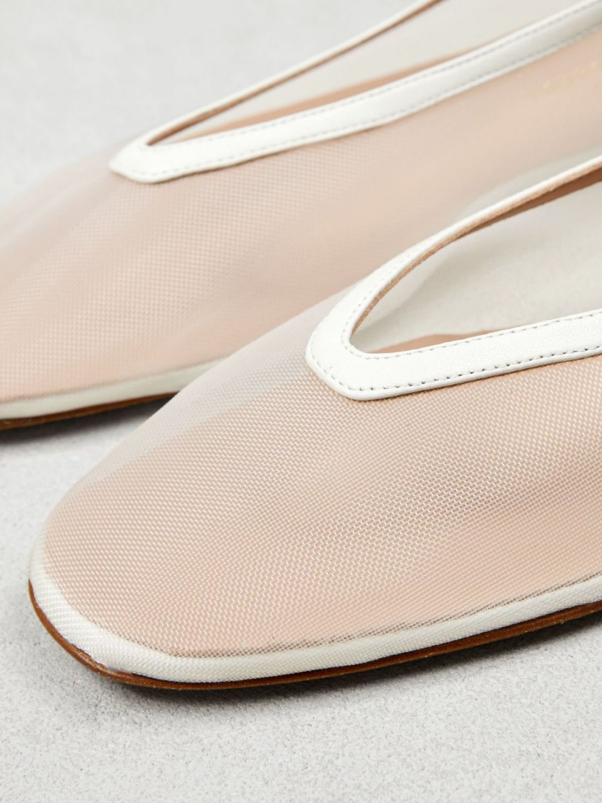Pale Pink Mesh Flats with White Leather Trim Pale Pink Mesh Flats with White Leather Trim — Mesh Ballet Flats Outfits