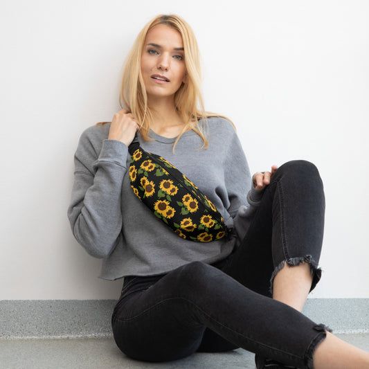 Sunflower Style: Fanny Pack with Graphic Sweatshirt Sunflower Style: Fanny Pack with Graphic Sweatshirt — Fanny Pack Outfits
