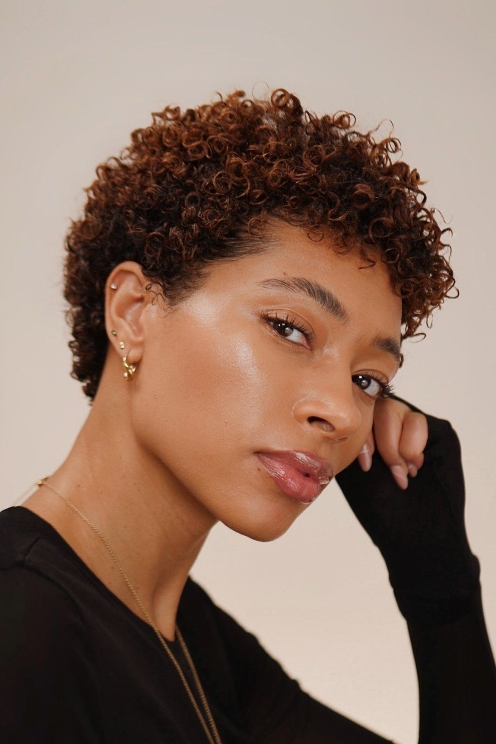 Brown Tapered Cut Auburn Highlights — Afro Hairstyles
