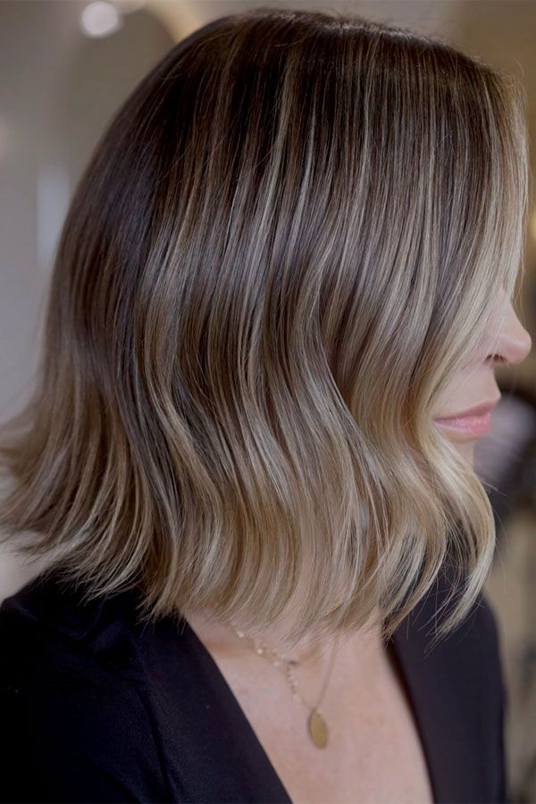 Collarbone Bob With Rooted Balayage Collarbone Bob With Rooted Balayage — Italian Bob