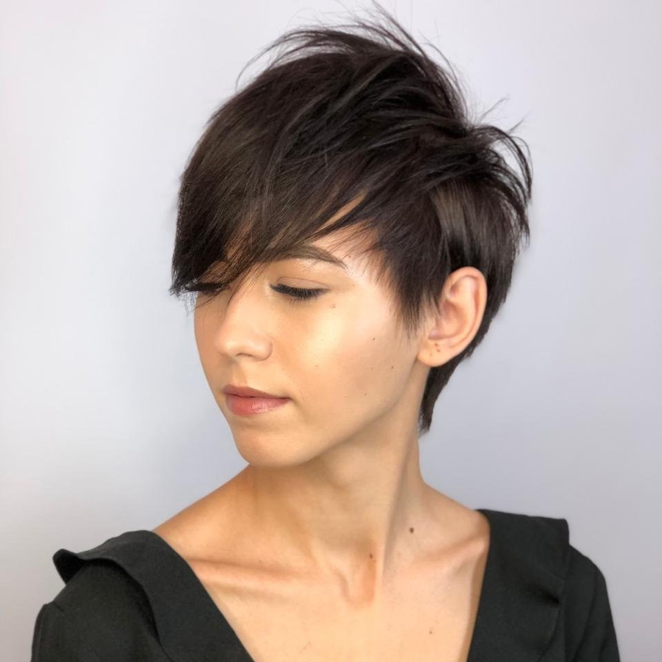 Tousled Pixie With Dark Brown Bangs Tousled Pixie With Dark Brown Bangs — Hairstyles for Receding Hairline Women