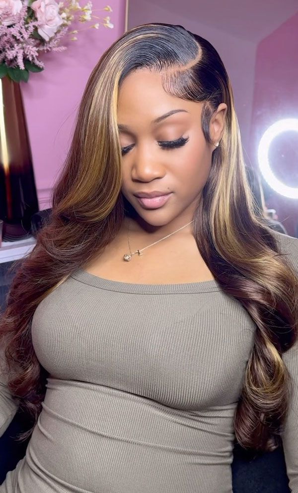 Mid-Back Dark With Face Framing Honey Blonde Highlights Mid-Back Dark With Face Framing Honey Blonde Highlights — Honey Blonde on Black Women
