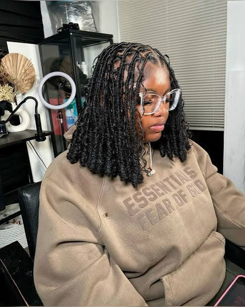 Collarbone Classic Soft Locs Bob Collarbone Classic Soft Locs Bob