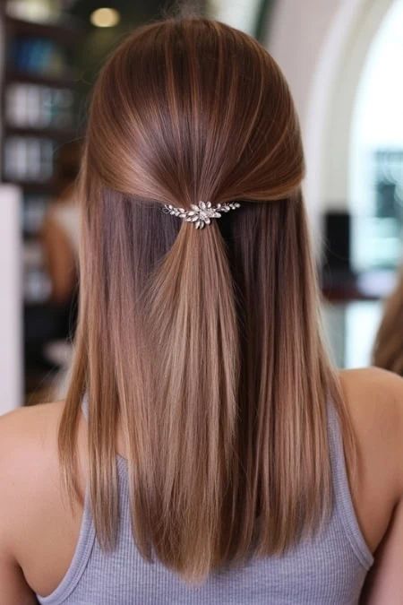 Shoulder Length Clip Detail Shoulder Length Clip Detail — Half Up Half Down Straight Hair