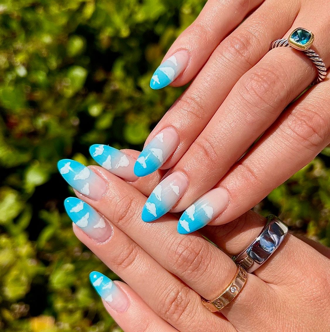 Vibrant Blue Cloud Sky Almond Nails Vibrant Blue Cloud Sky Almond Nails — Cloud Nails