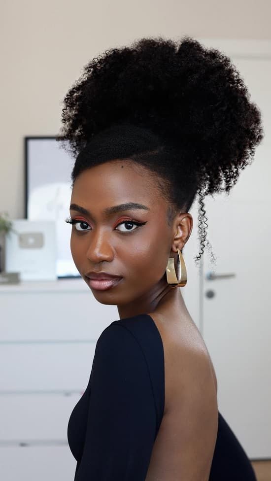 15 Hairstyles That Look Chic, Feminine, and Expensive | FPN