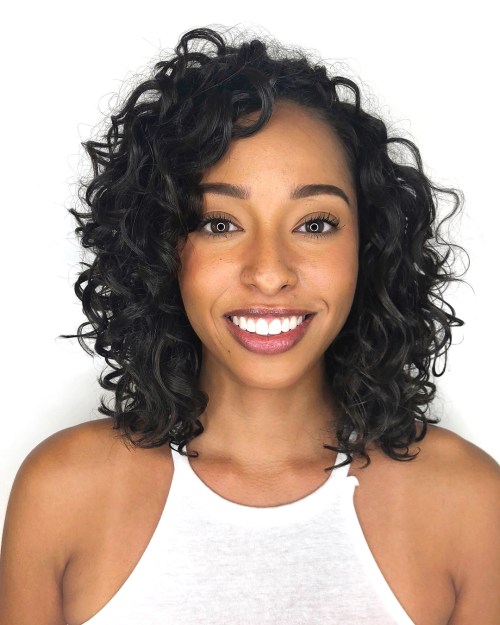 Chin Bob With Wispy Bangs Chin Bob With Wispy Bangs — 2C Hairstyles